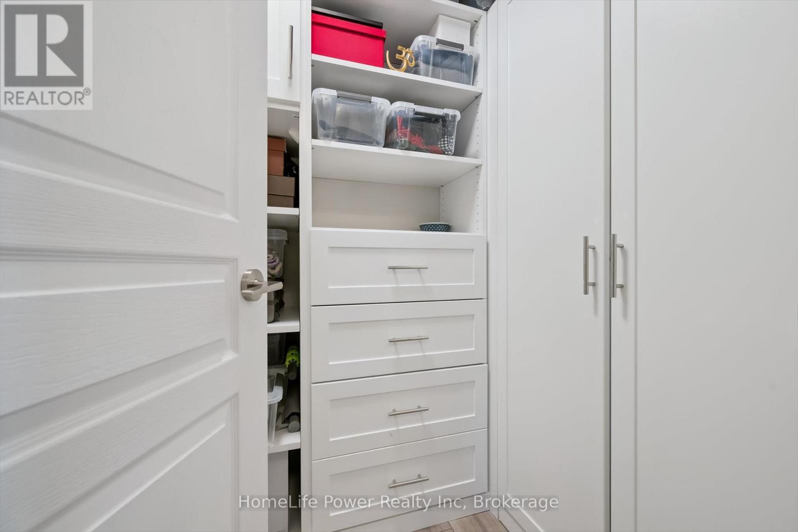 1201 - 1 Hurontario Street, Mississauga, Ontario L5G 0A3 - Photo 28 - W12977002