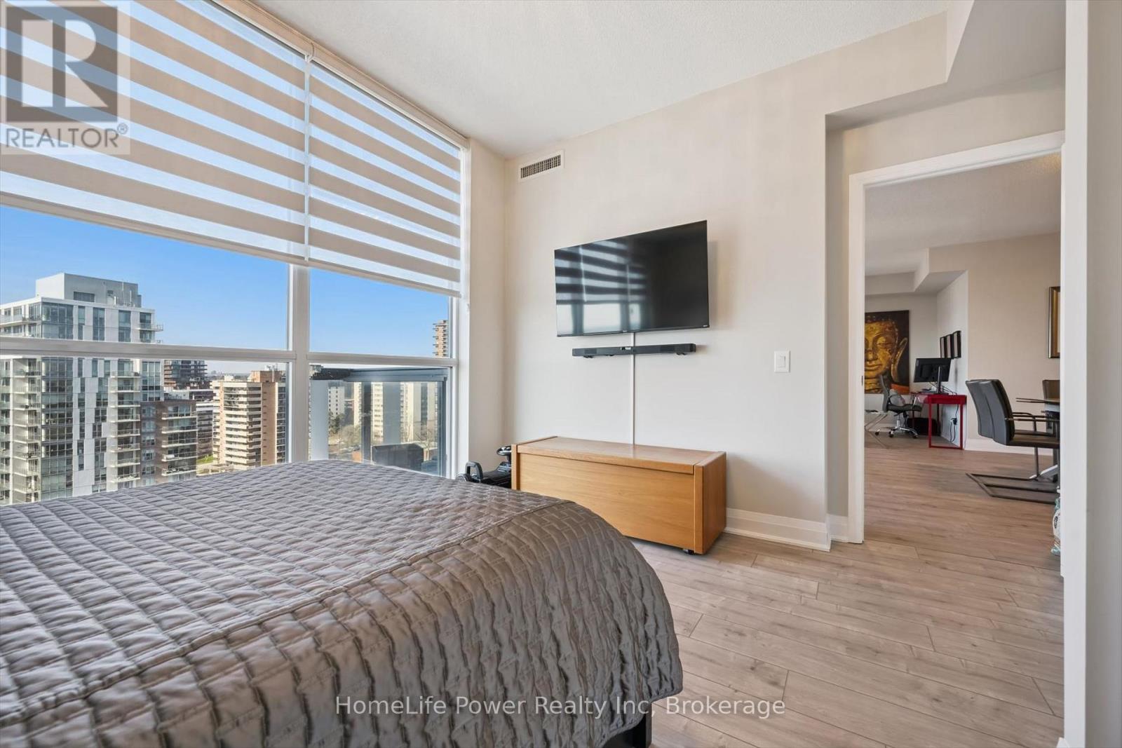 1201 - 1 Hurontario Street, Mississauga, Ontario L5G 0A3 - Photo 31 - W12977002