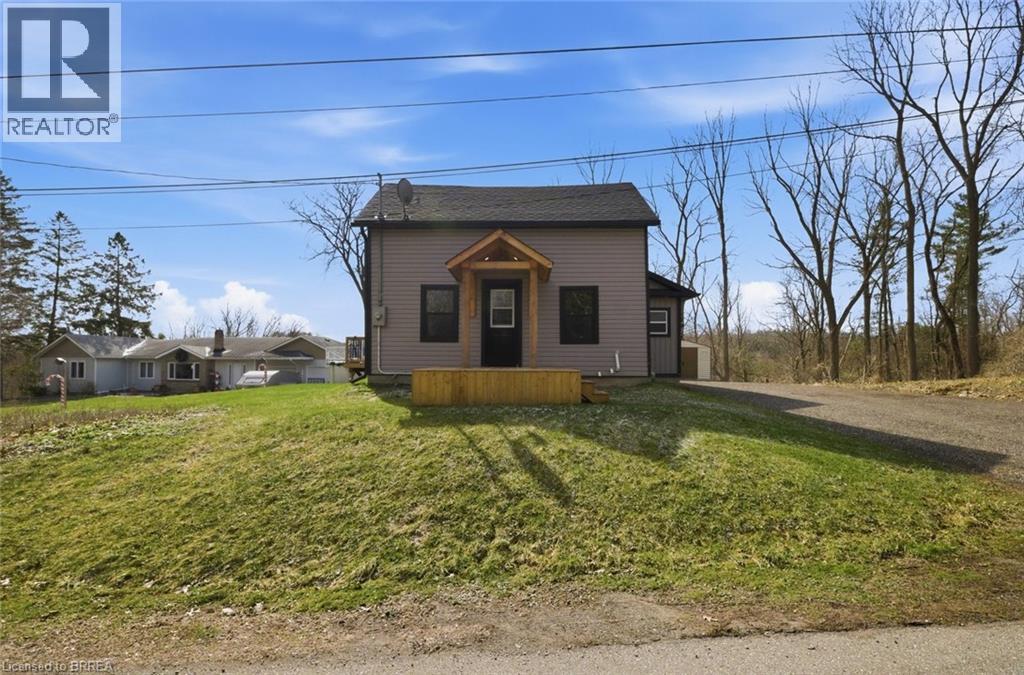 11 Malcolm Street, Oakland, Ontario  N0E 1L0 - Photo 2 - 40812920