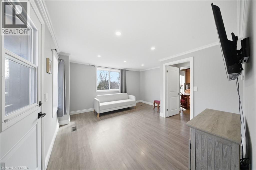 11 Malcolm Street, Oakland, Ontario  N0E 1L0 - Photo 6 - 40812920