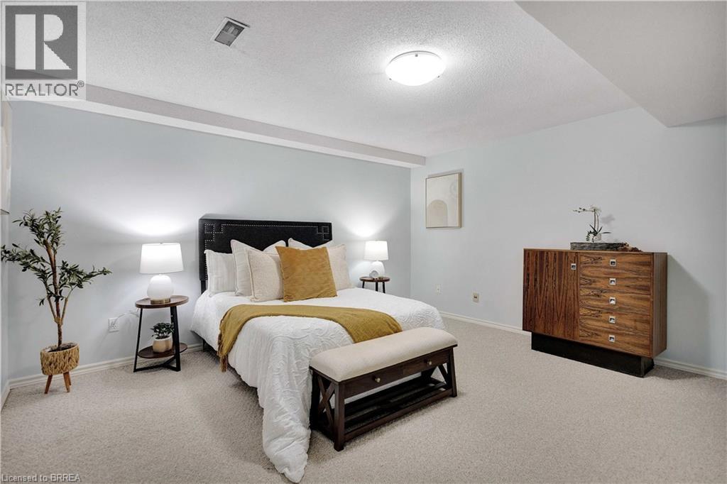 570 West Street Unit# 11, Brantford, Ontario  N3R 7Y7 - Photo 17 - 40818938