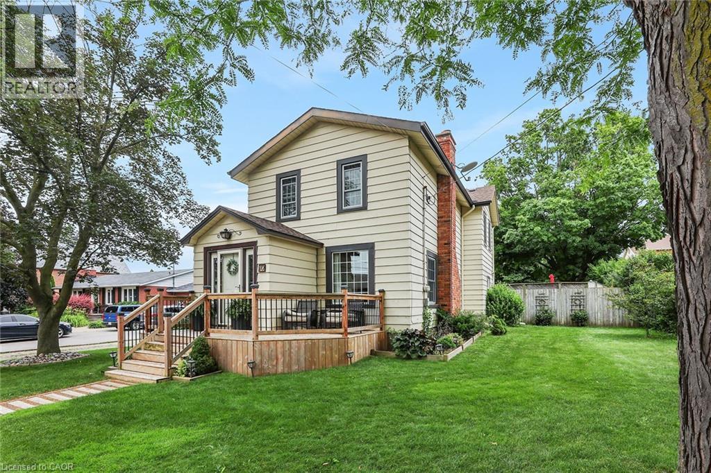 10 MAPLE Avenue, Grimsby, Ontario