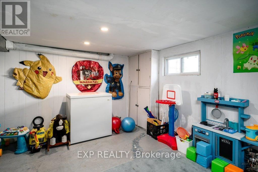 27 Valleyview Crescent, Belleville, Ontario  K8P 3E9 - Photo 20 - X12977104