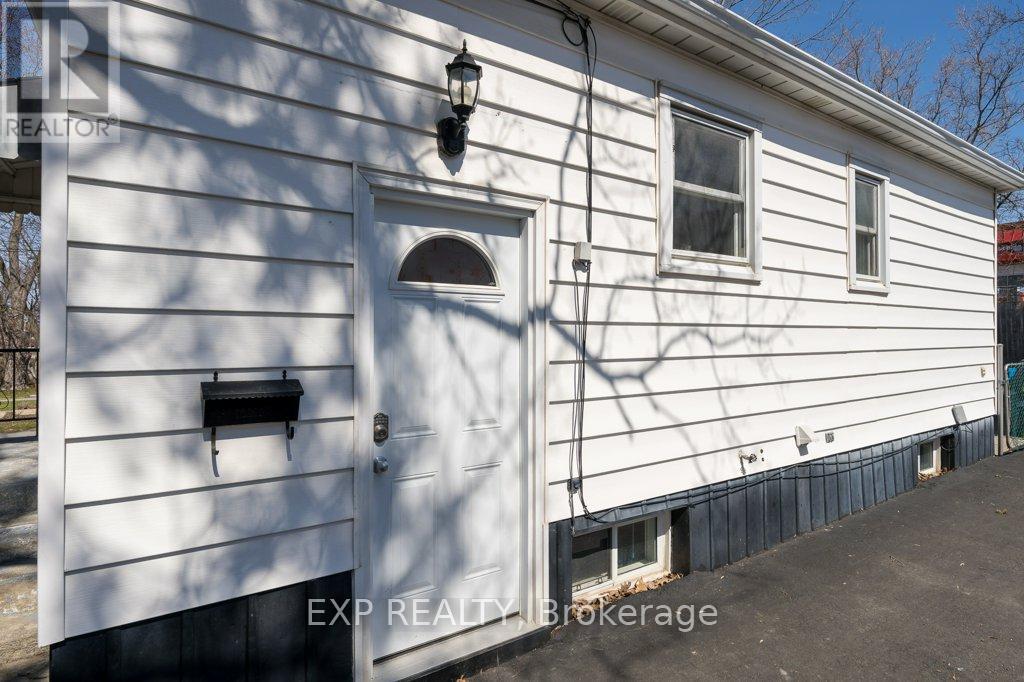 27 Valleyview Crescent, Belleville, Ontario  K8P 3E9 - Photo 24 - X12977104