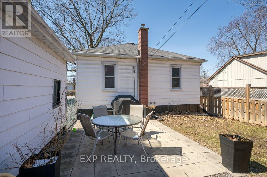 27 Valleyview Crescent, Belleville, Ontario  K8P 3E9 - Photo 28 - X12977104