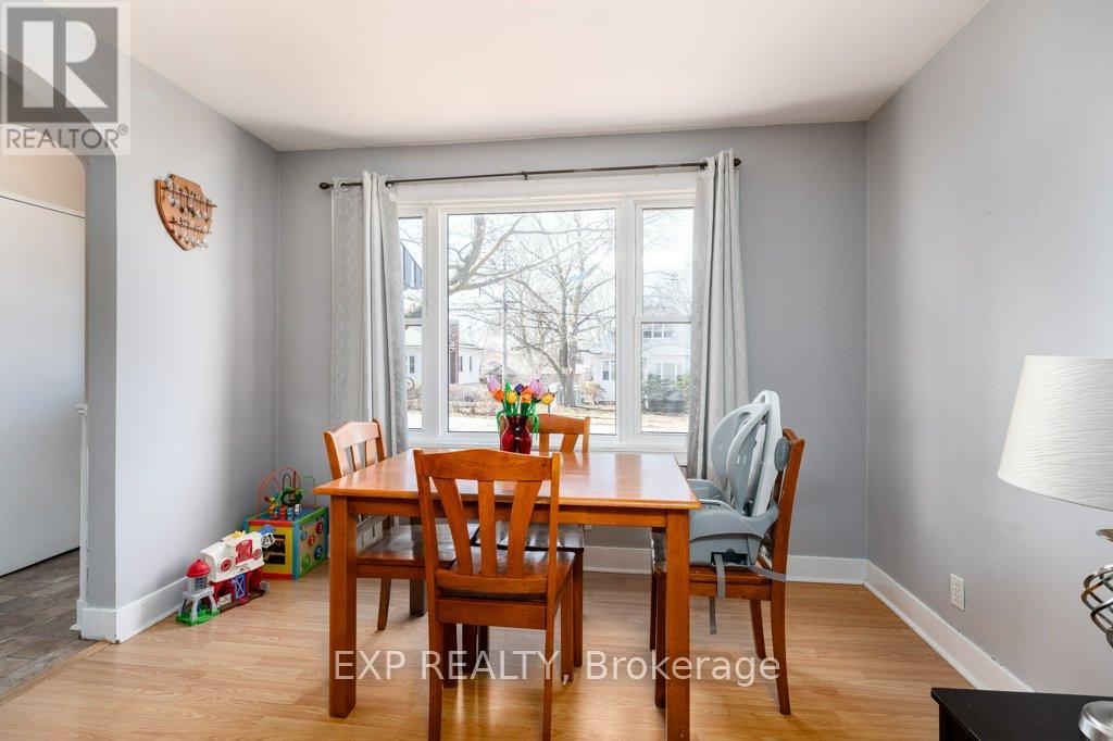 27 Valleyview Crescent, Belleville, Ontario  K8P 3E9 - Photo 9 - X12977104