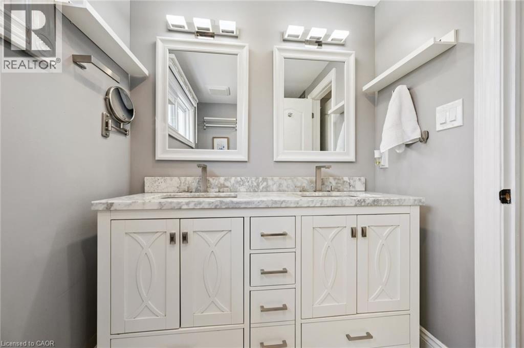 395 Maidstone Crescent, Oakville, Ontario  L6M 1C1 - Photo 24 - 40810257