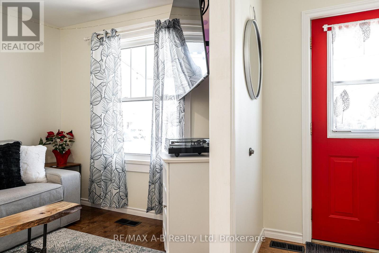 483 Brunswick Street, Stratford, Ontario  N5A 3N7 - Photo 7 - X12976826