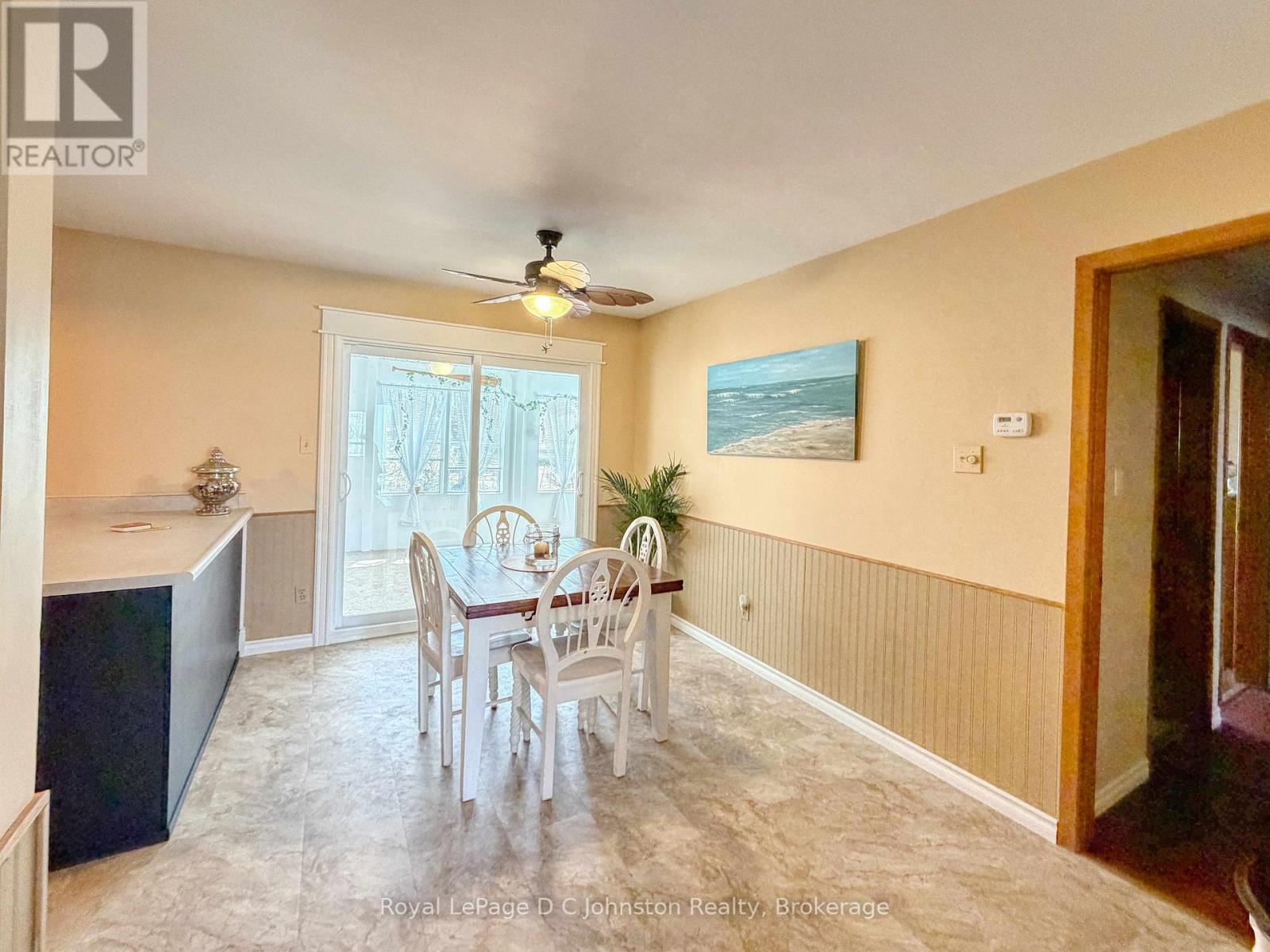 121 Edward Street, Saugeen Shores, Ontario  N0H 2L0 - Photo 11 - X12976912