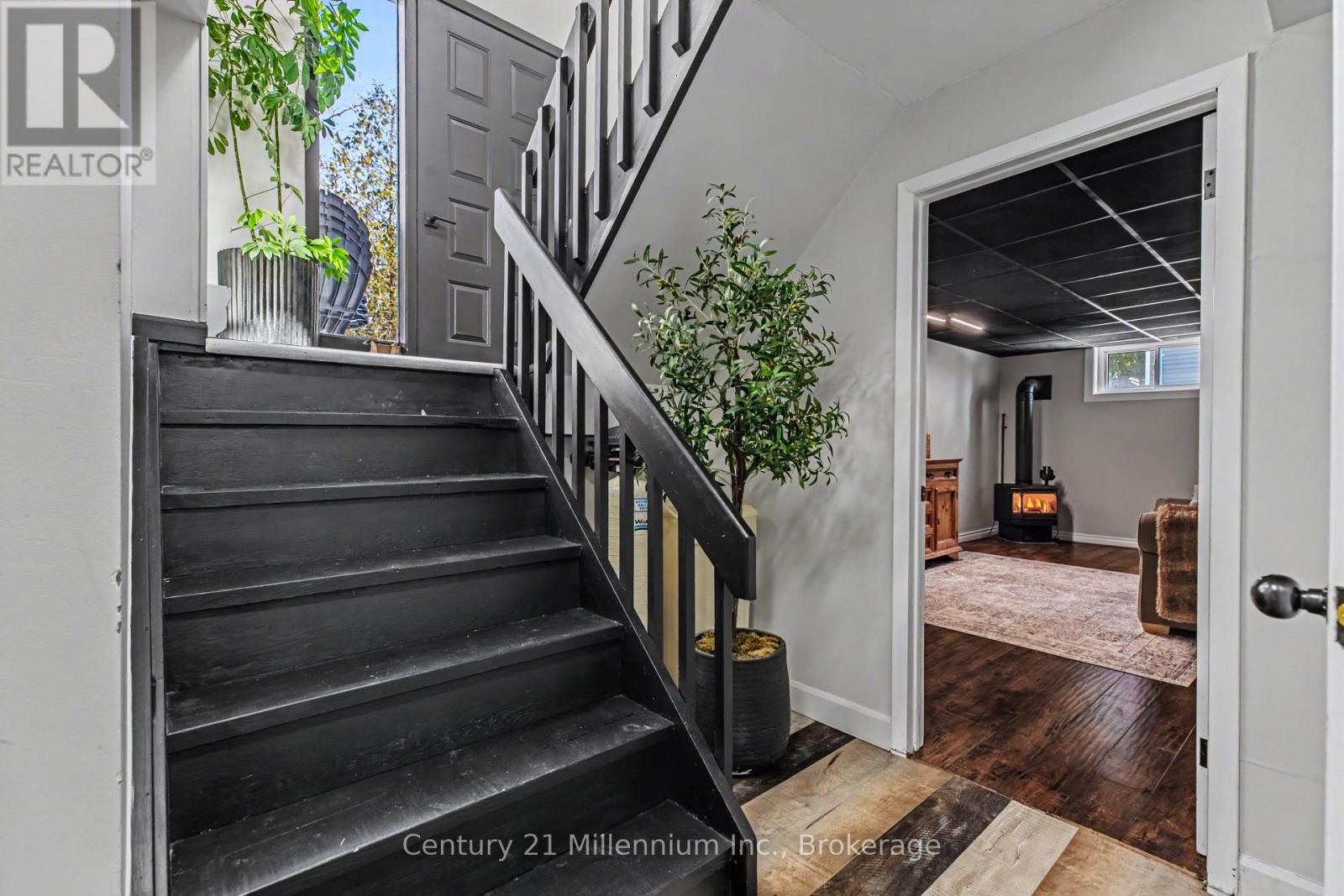 1 Armstrong Crescent, Grey Highlands, Ontario  N0C 1H0 - Photo 32 - X12977004