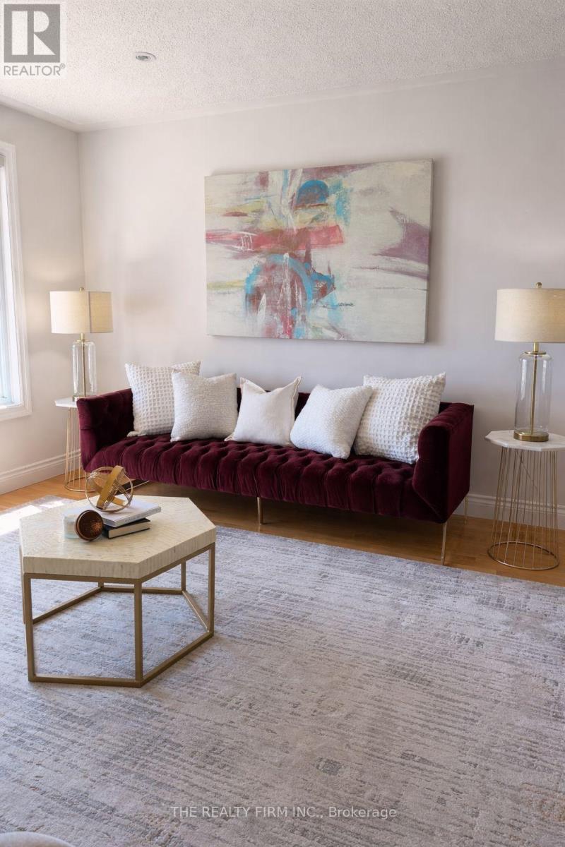 827 Classic Drive, London East, Ontario  N5W 5T4 - Photo 5 - X12976910