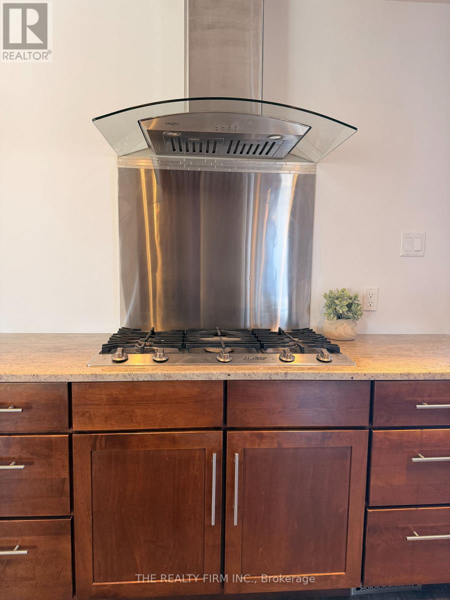 827 Classic Drive, London East, Ontario  N5W 5T4 - Photo 8 - X12976910