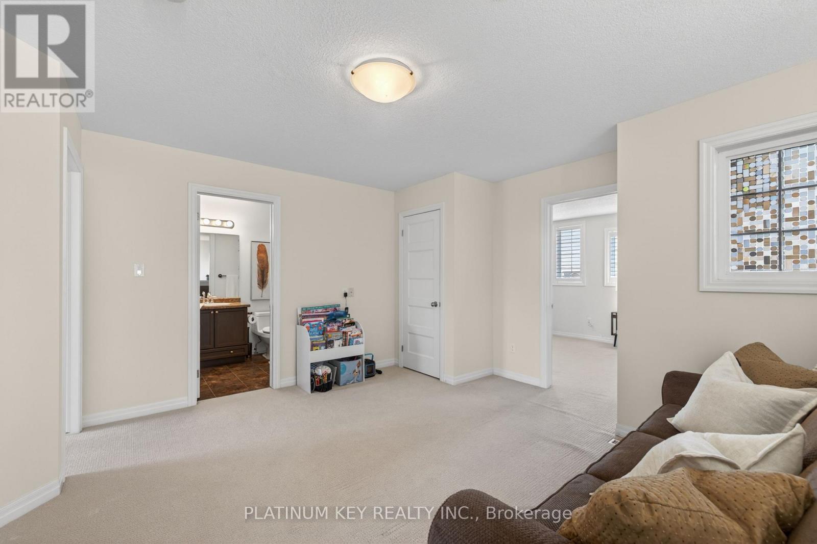 2682 Tokala Trail, London North, Ontario  N6G 5B4 - Photo 16 - X12976922