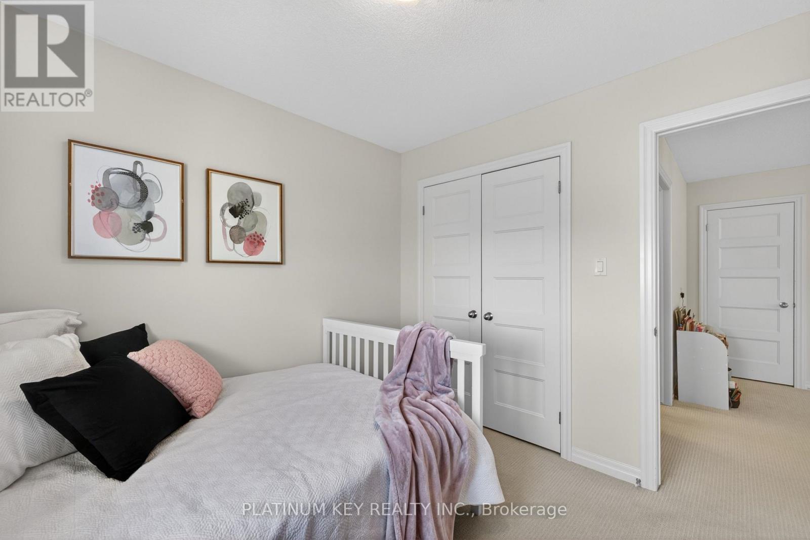 2682 Tokala Trail, London North, Ontario  N6G 5B4 - Photo 23 - X12976922