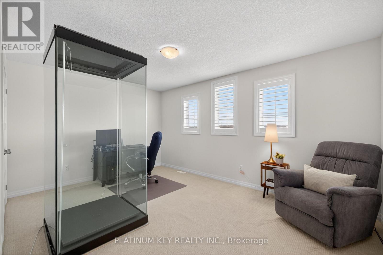 2682 Tokala Trail, London North, Ontario  N6G 5B4 - Photo 24 - X12976922