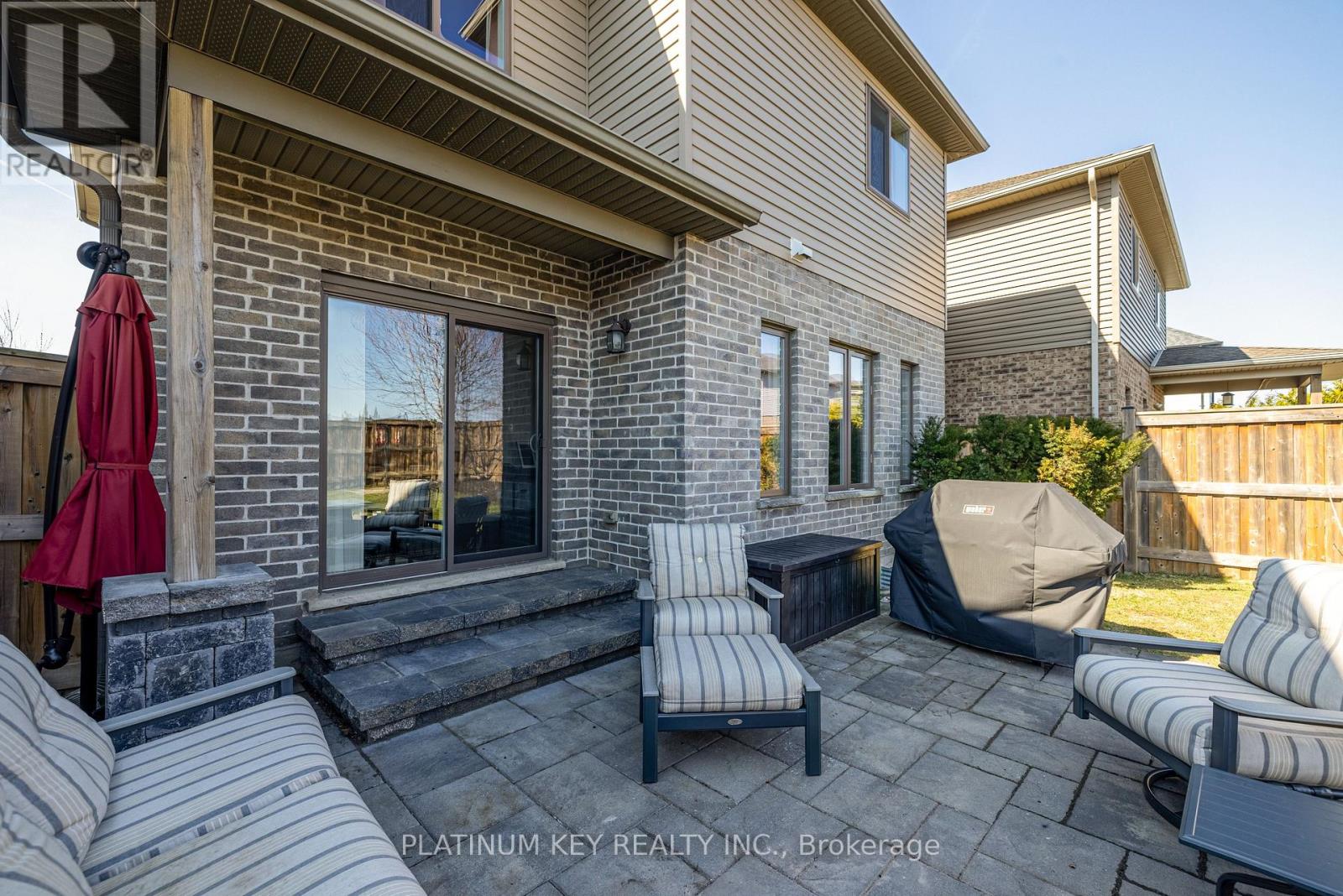 2682 Tokala Trail, London North, Ontario  N6G 5B4 - Photo 31 - X12976922