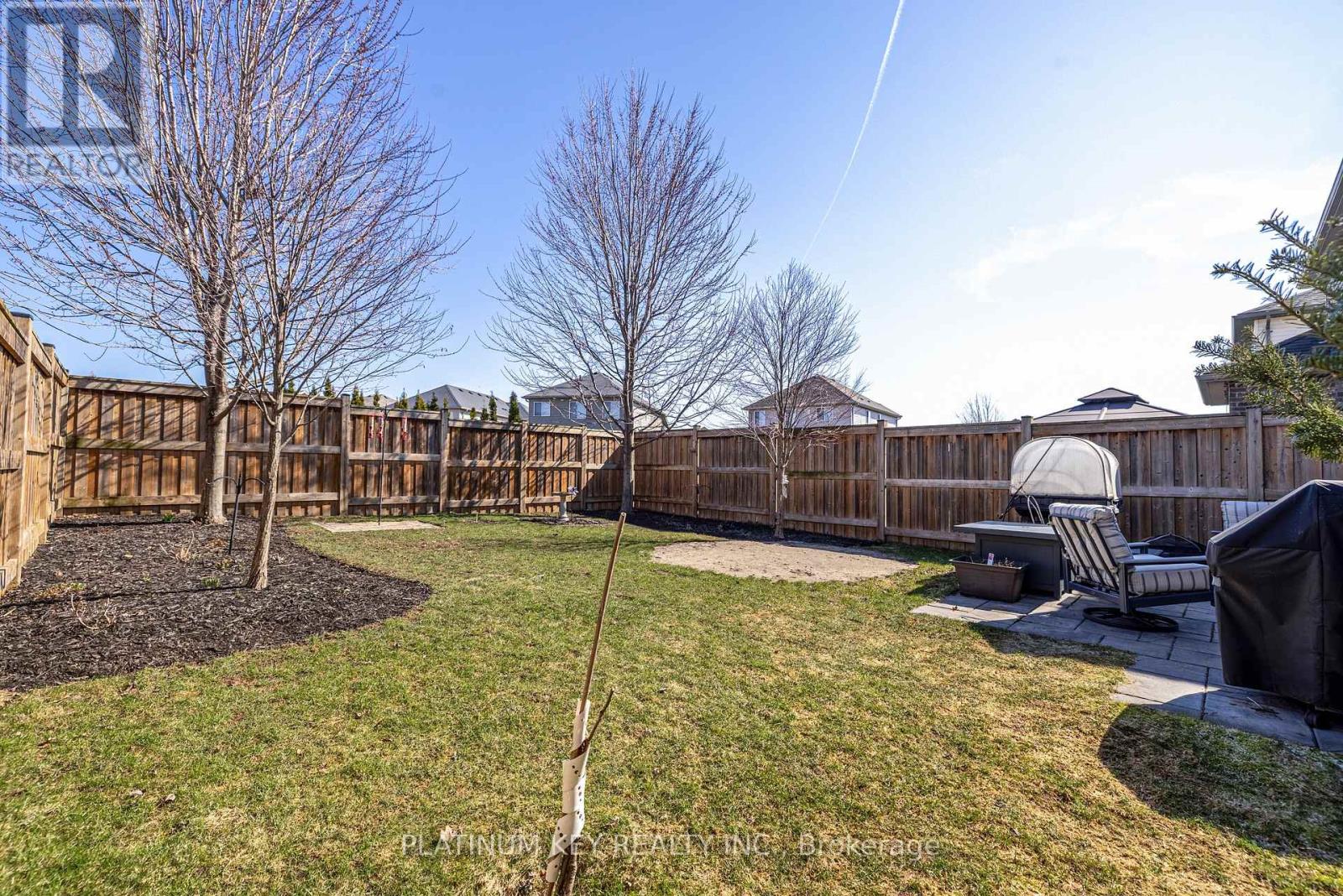 2682 Tokala Trail, London North, Ontario  N6G 5B4 - Photo 32 - X12976922