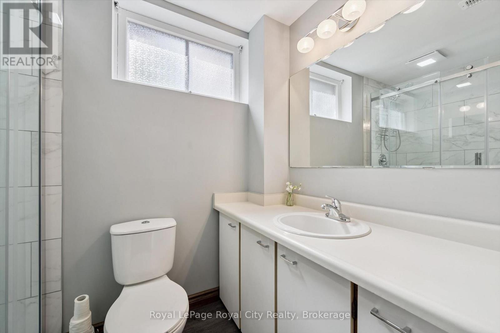 16 Kenwood Crescent, Guelph (Junction/onward Willow), Ontario  N1H 6E5 - Photo 29 - X12977064