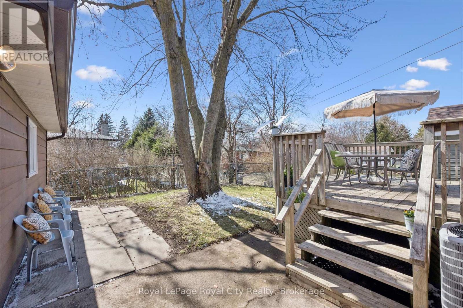 16 Kenwood Crescent, Guelph (Junction/onward Willow), Ontario  N1H 6E5 - Photo 34 - X12977064