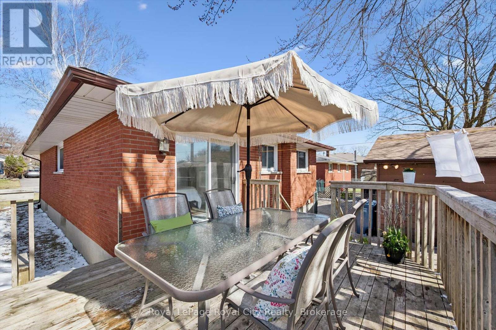 16 Kenwood Crescent, Guelph (Junction/onward Willow), Ontario  N1H 6E5 - Photo 38 - X12977064