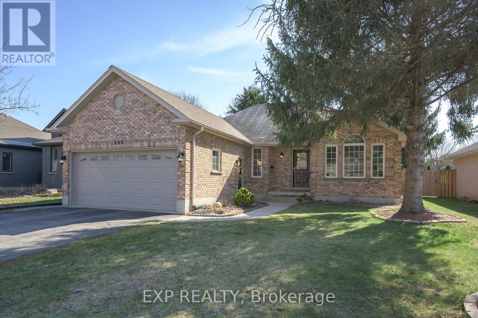 395 RIVERVIEW DRIVE, Strathroy-Caradoc, Ontario