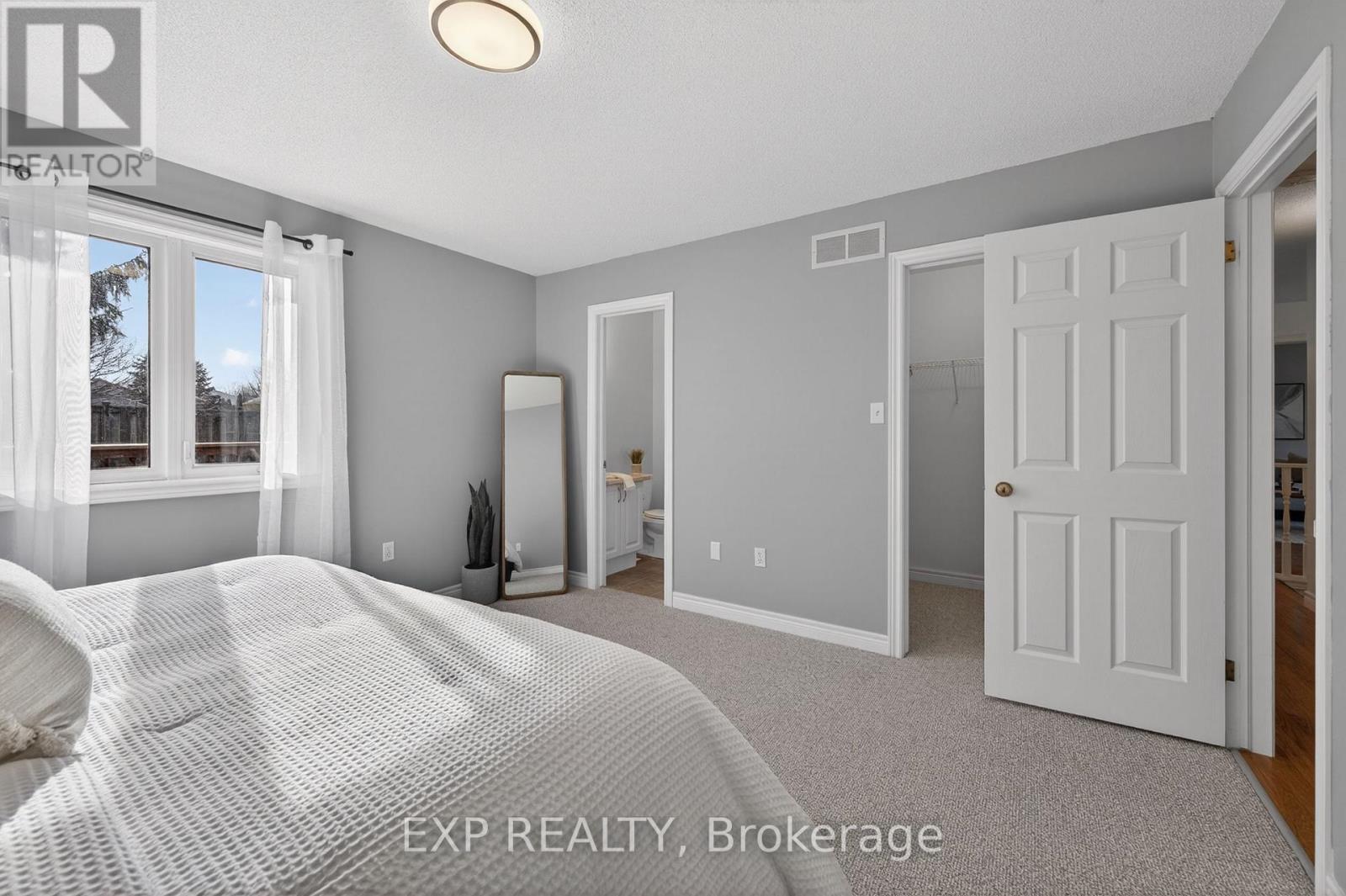 395 Riverview Drive, Strathroy-Caradoc, Ontario  N7G 4A8 - Photo 12 - X12976938