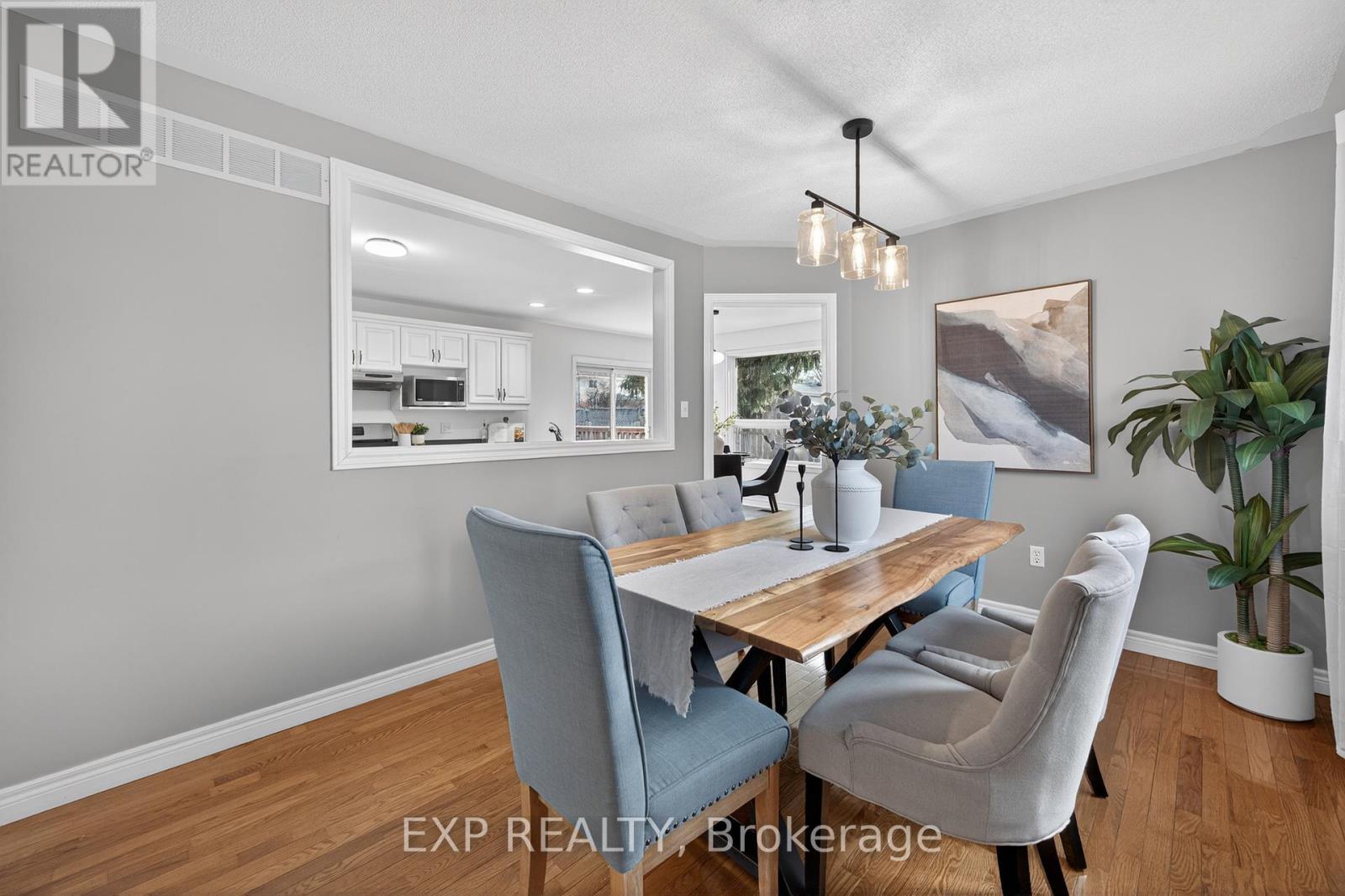 395 Riverview Drive, Strathroy-Caradoc, Ontario  N7G 4A8 - Photo 6 - X12976938