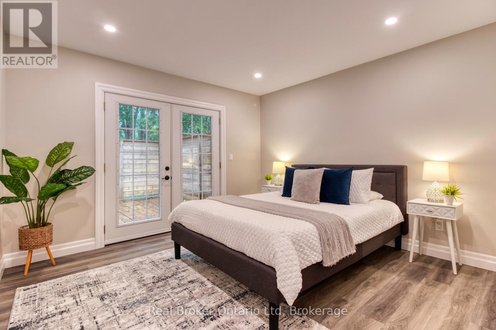 446 Isaac Street, South Bruce Peninsula, Ontario  N0H 2T0 - Photo 18 - X12977068