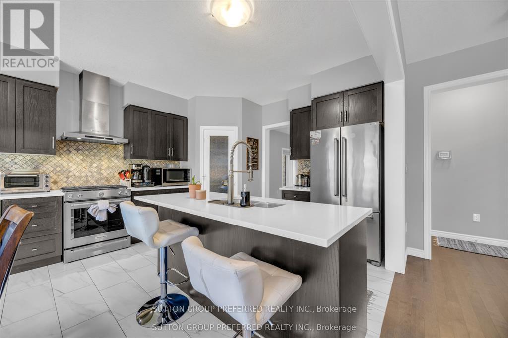 59 Spachman Street, Kitchener, Ontario  N2R 1R7 - Photo 6 - X12976978