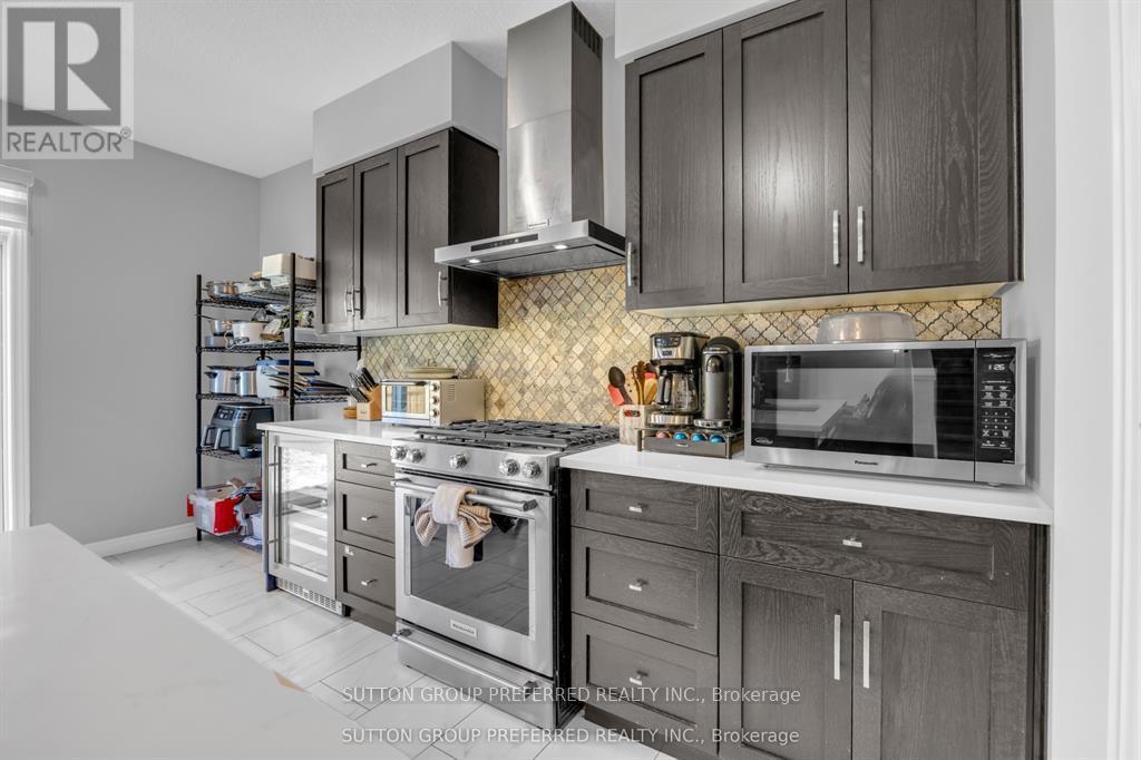 59 Spachman Street, Kitchener, Ontario  N2R 1R7 - Photo 8 - X12976978