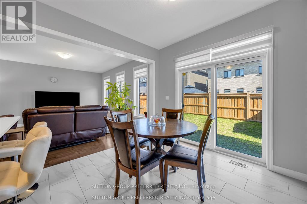 59 Spachman Street, Kitchener, Ontario  N2R 1R7 - Photo 9 - X12976978