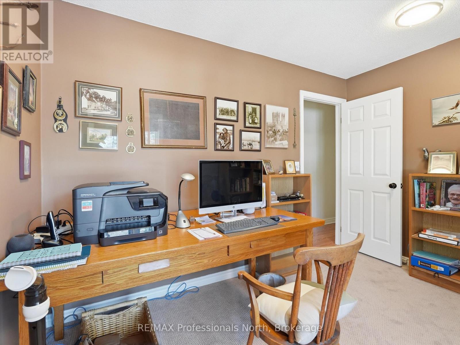 31 The Granite Bluff, Bracebridge, Ontario  P1L 1L4 - Photo 42 - X12977078