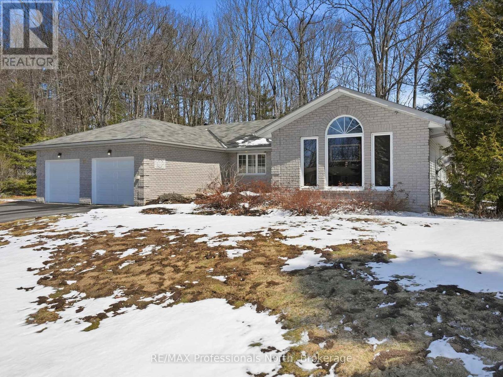 31 The Granite Bluff, Bracebridge, Ontario  P1L 1L4 - Photo 49 - X12977078