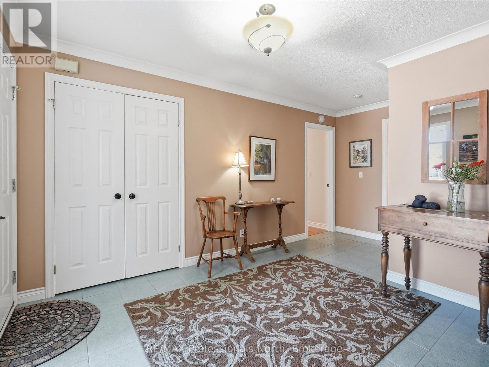 31 The Granite Bluff, Bracebridge, Ontario  P1L 1L4 - Photo 5 - X12977078