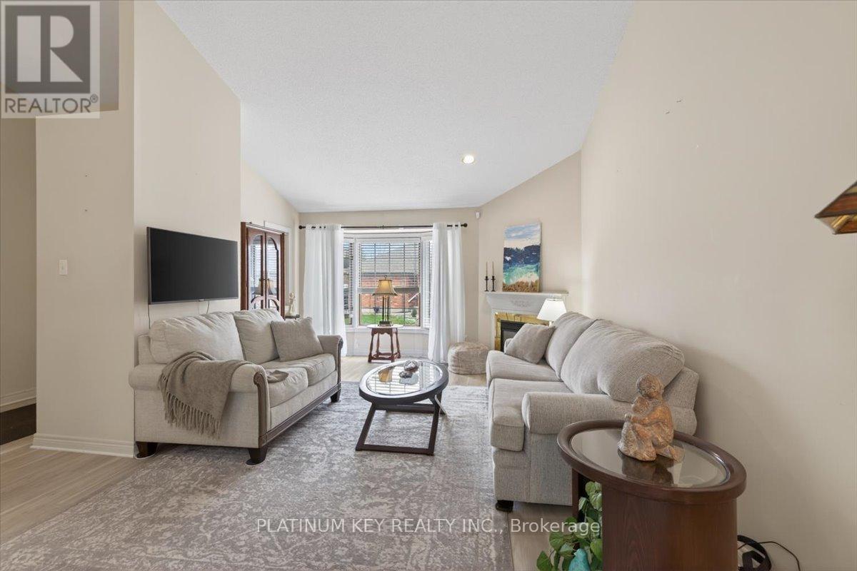 6 - 307 Metcalfe Street E, Strathroy-Caradoc, Ontario  N7G 0B3 - Photo 5 - X12976990