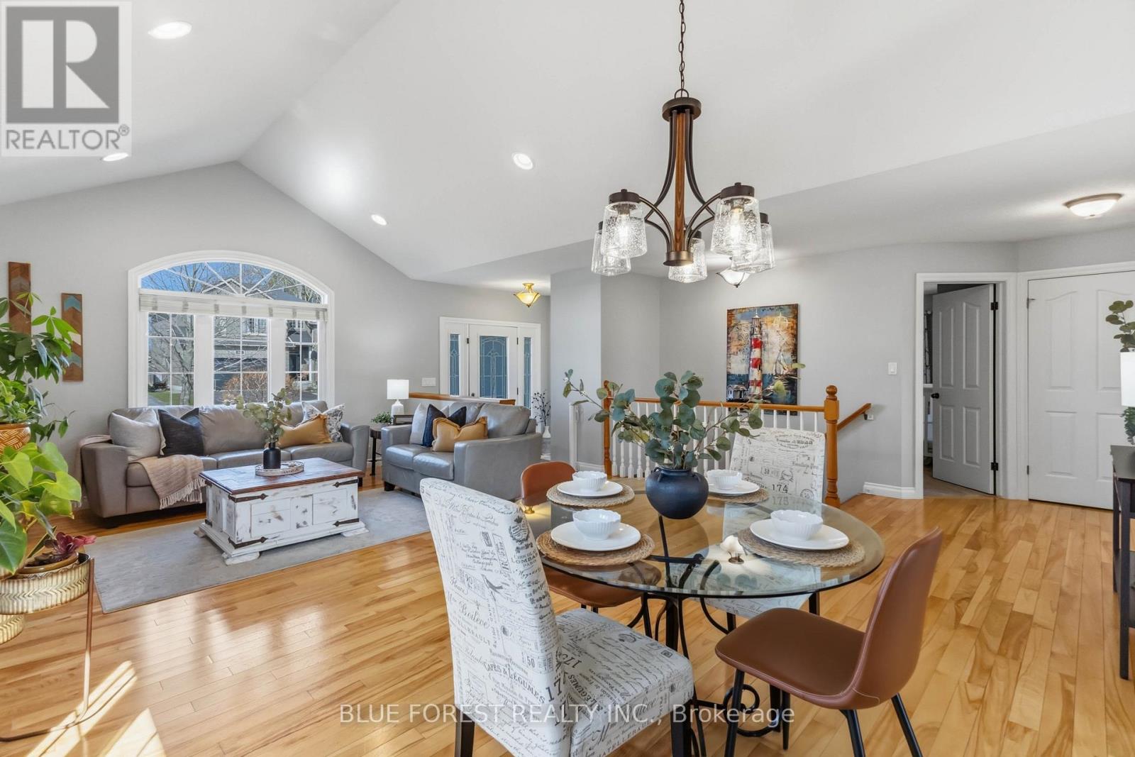 29 Holland Avenue, Aylmer, Ontario  N5H 3J2 - Photo 11 - X12977050