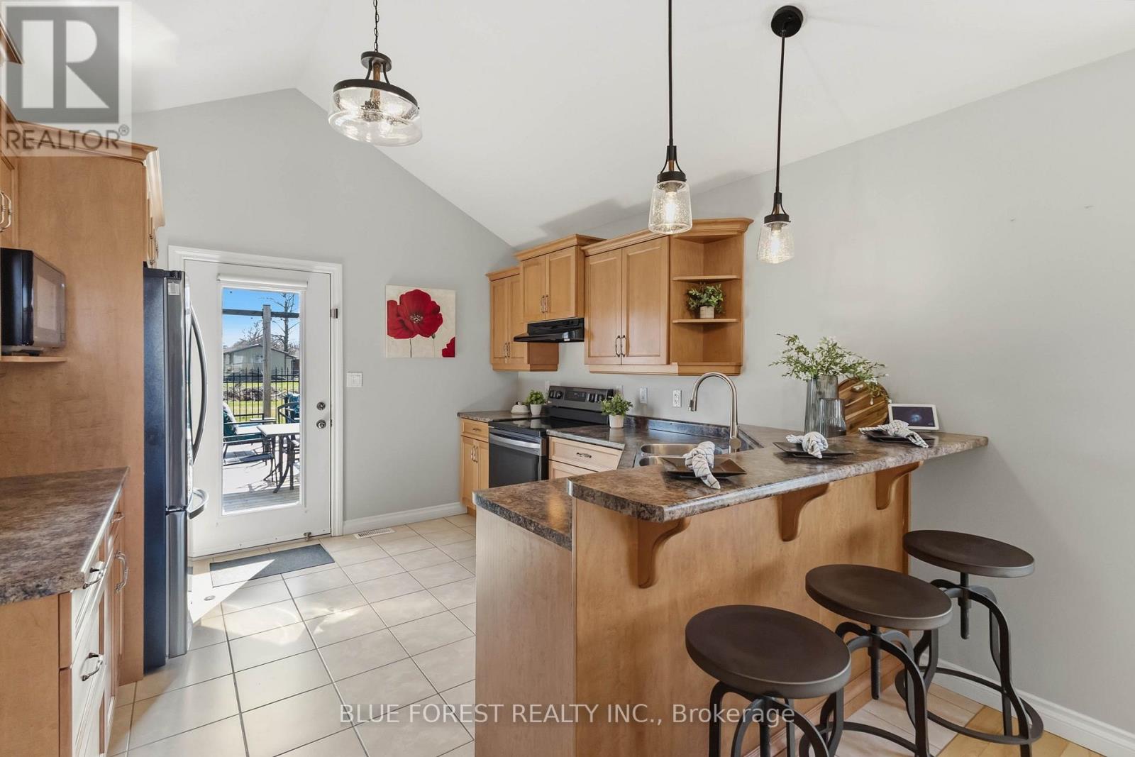 29 Holland Avenue, Aylmer, Ontario  N5H 3J2 - Photo 15 - X12977050