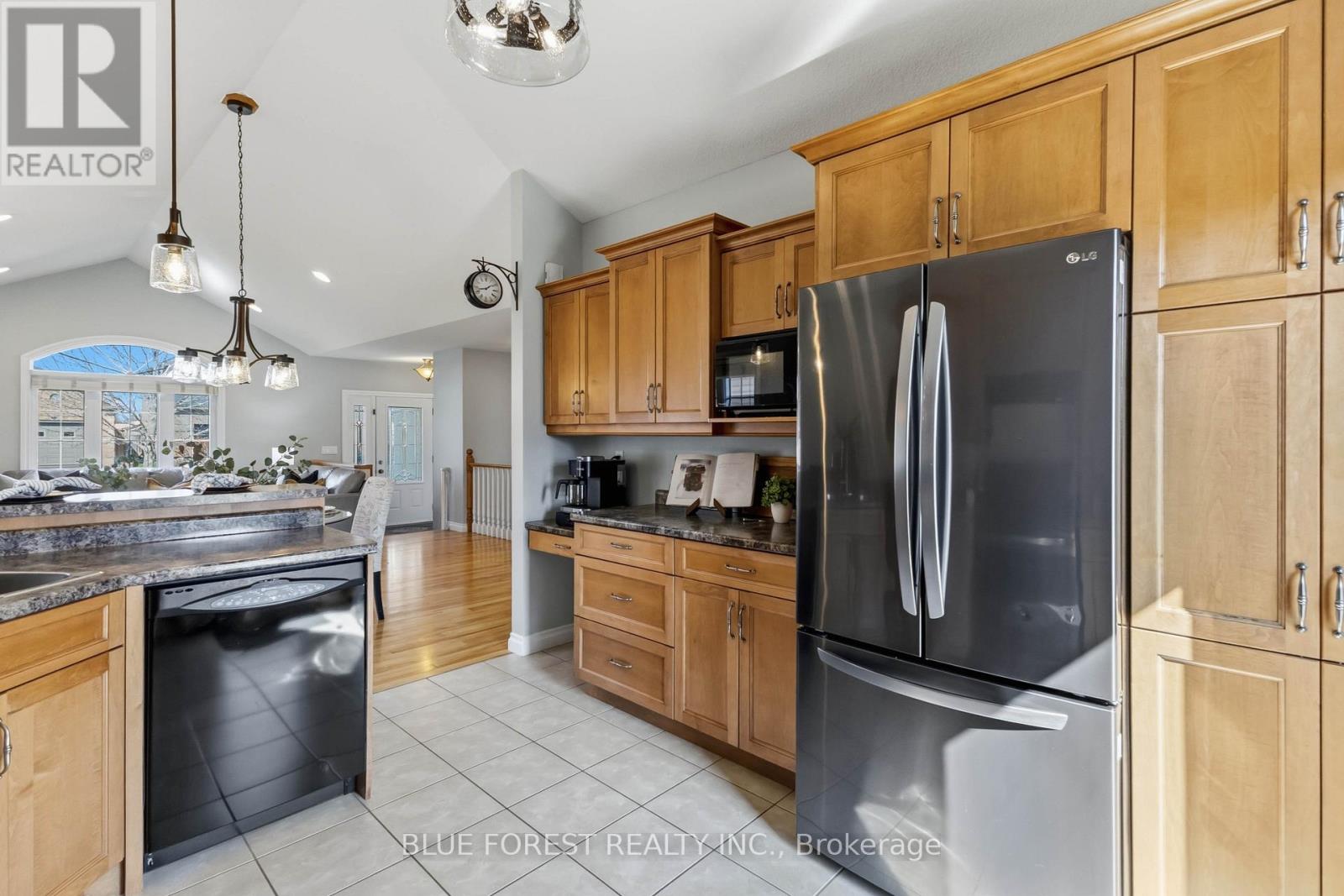 29 Holland Avenue, Aylmer, Ontario  N5H 3J2 - Photo 16 - X12977050