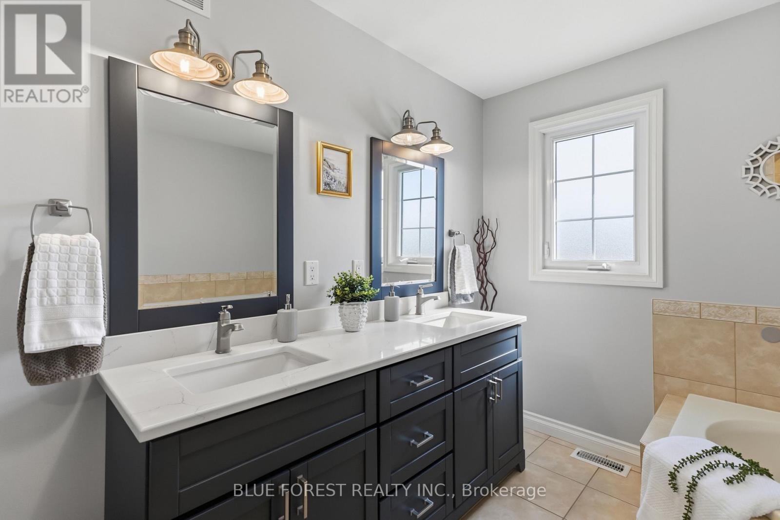 29 Holland Avenue, Aylmer, Ontario  N5H 3J2 - Photo 21 - X12977050