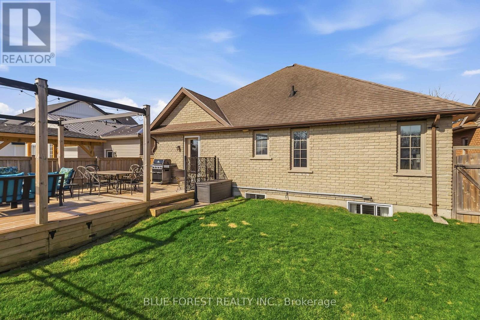 29 Holland Avenue, Aylmer, Ontario  N5H 3J2 - Photo 41 - X12977050