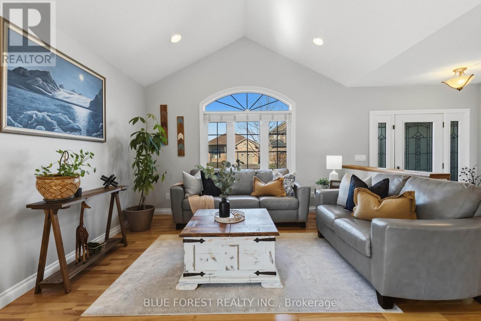 29 Holland Avenue, Aylmer, Ontario  N5H 3J2 - Photo 9 - X12977050