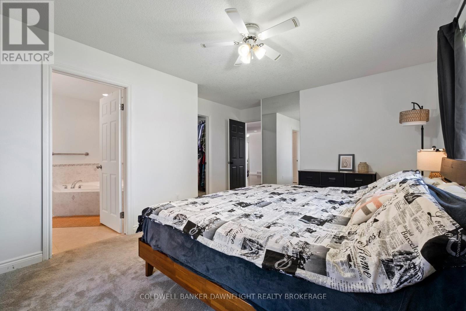 148 Broadway Street, North Middlesex, Ontario  N0M 2K0 - Photo 15 - X12977060