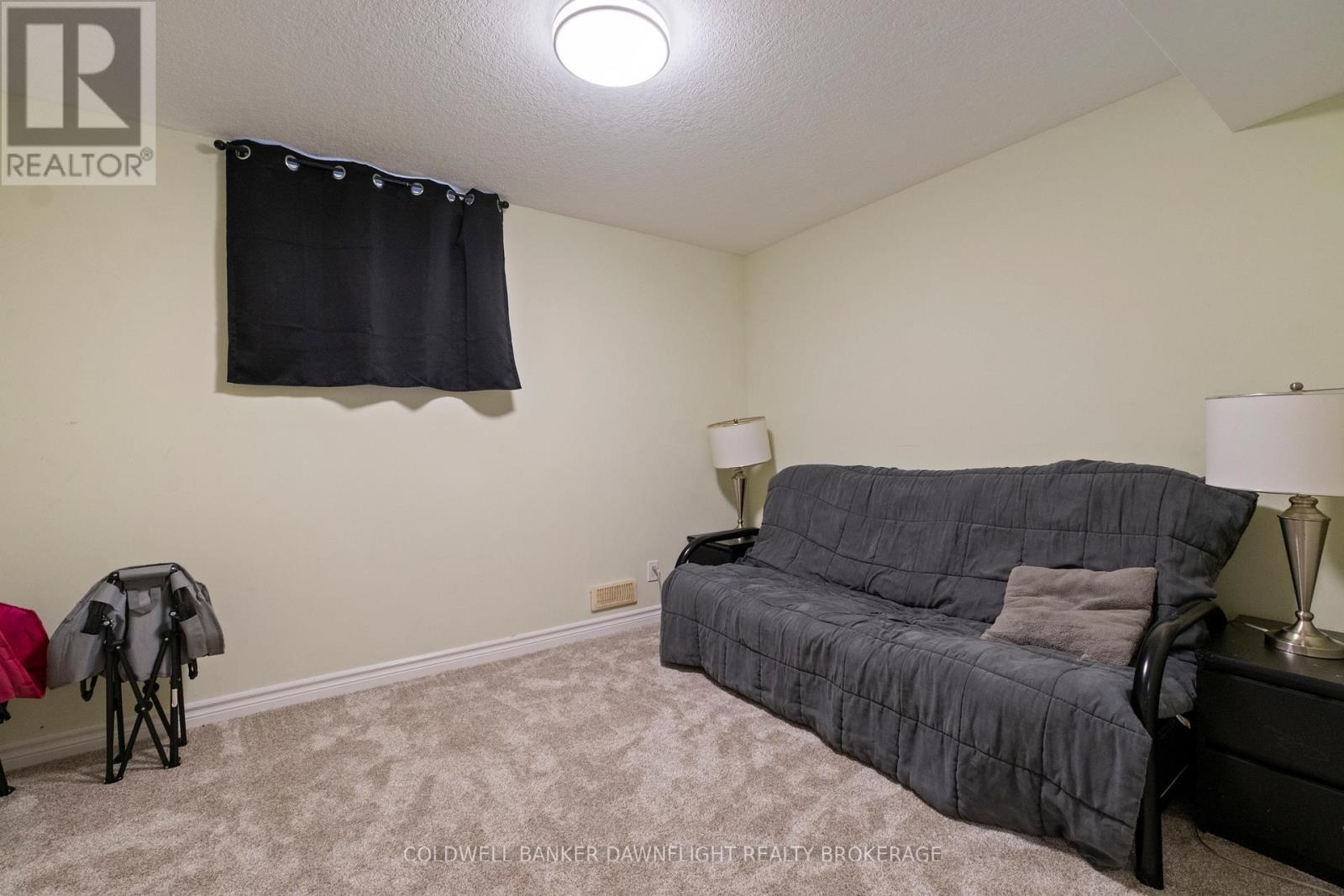 148 Broadway Street, North Middlesex, Ontario  N0M 2K0 - Photo 31 - X12977060