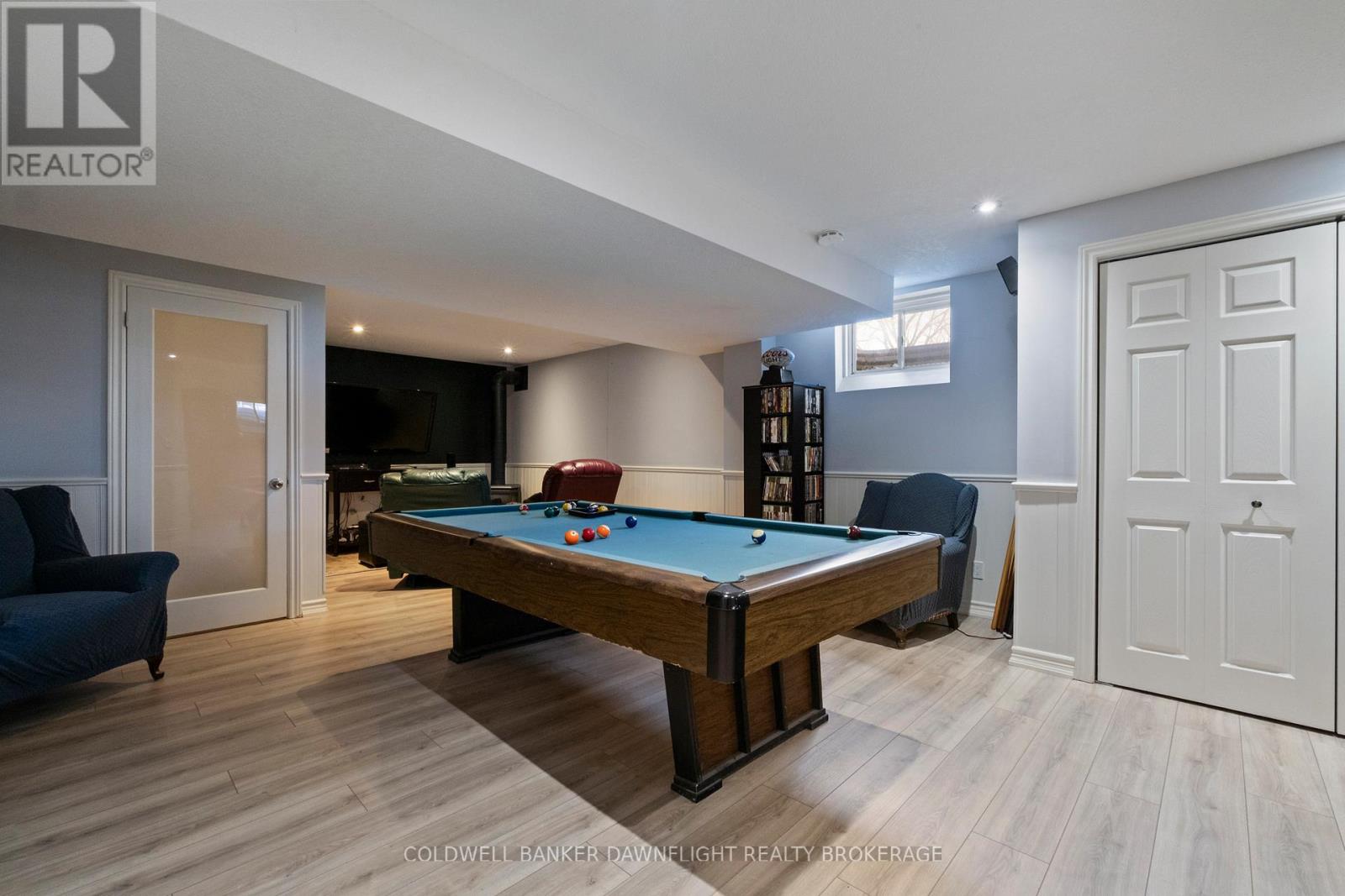 148 Broadway Street, North Middlesex, Ontario  N0M 2K0 - Photo 33 - X12977060