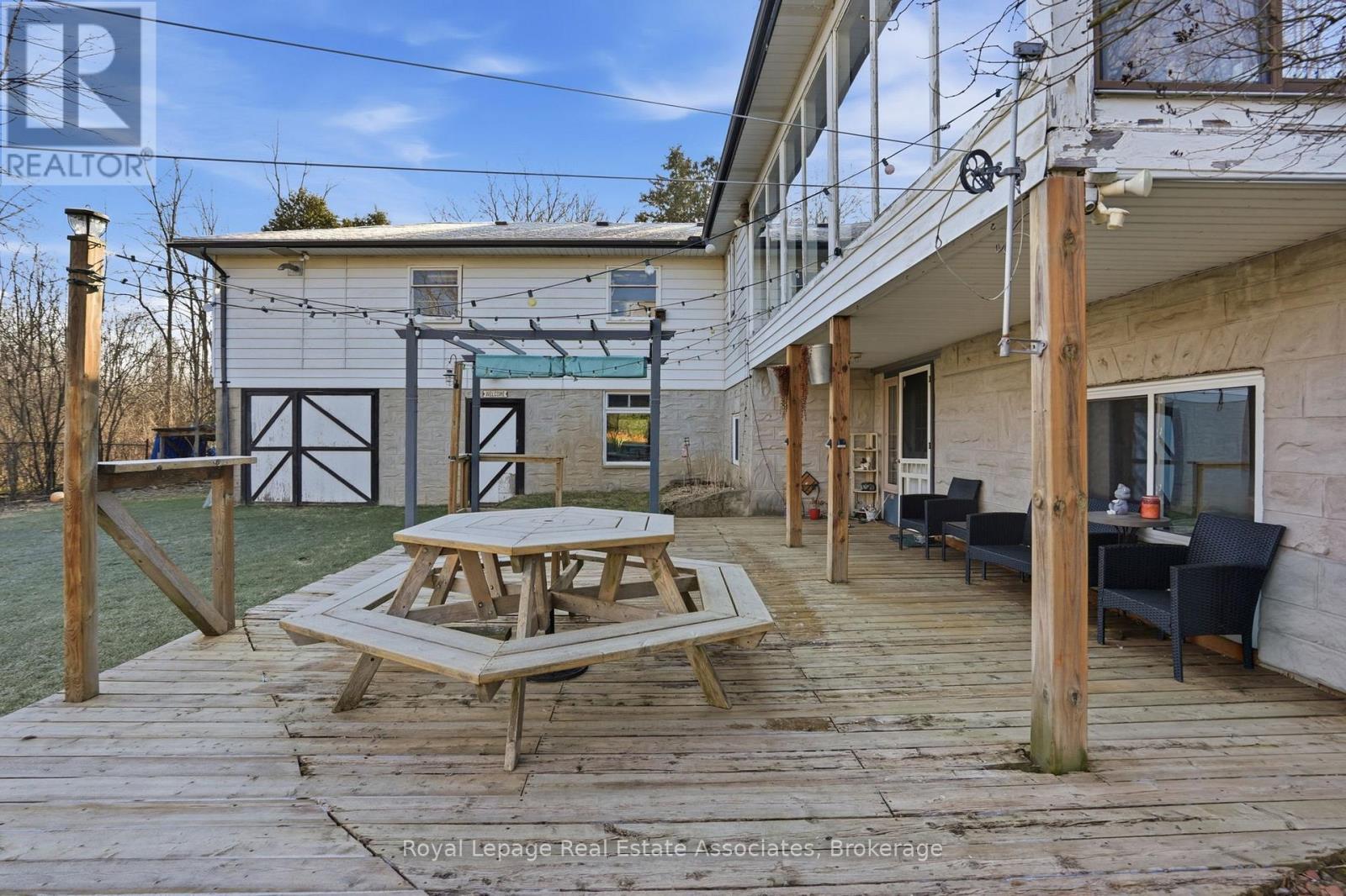 1967 Regional 97 Road, Hamilton, Ontario  N1R 5S7 - Photo 43 - X12976582