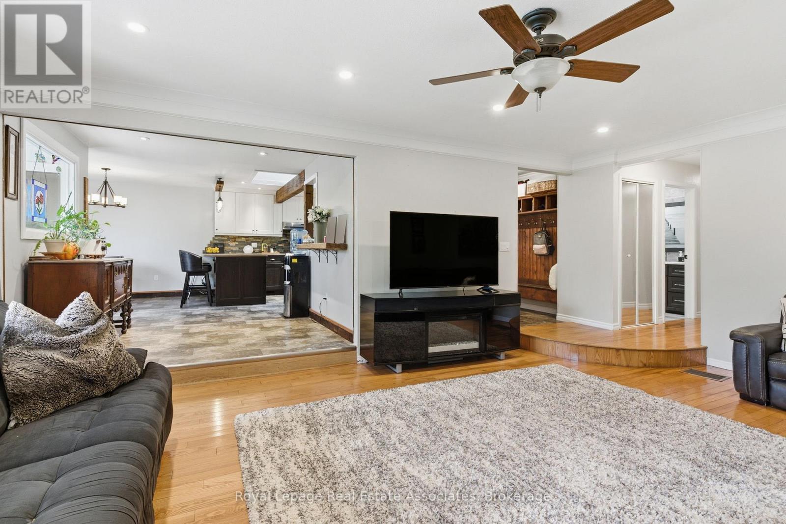 1967 Regional 97 Road, Hamilton, Ontario  N1R 5S7 - Photo 8 - X12976582