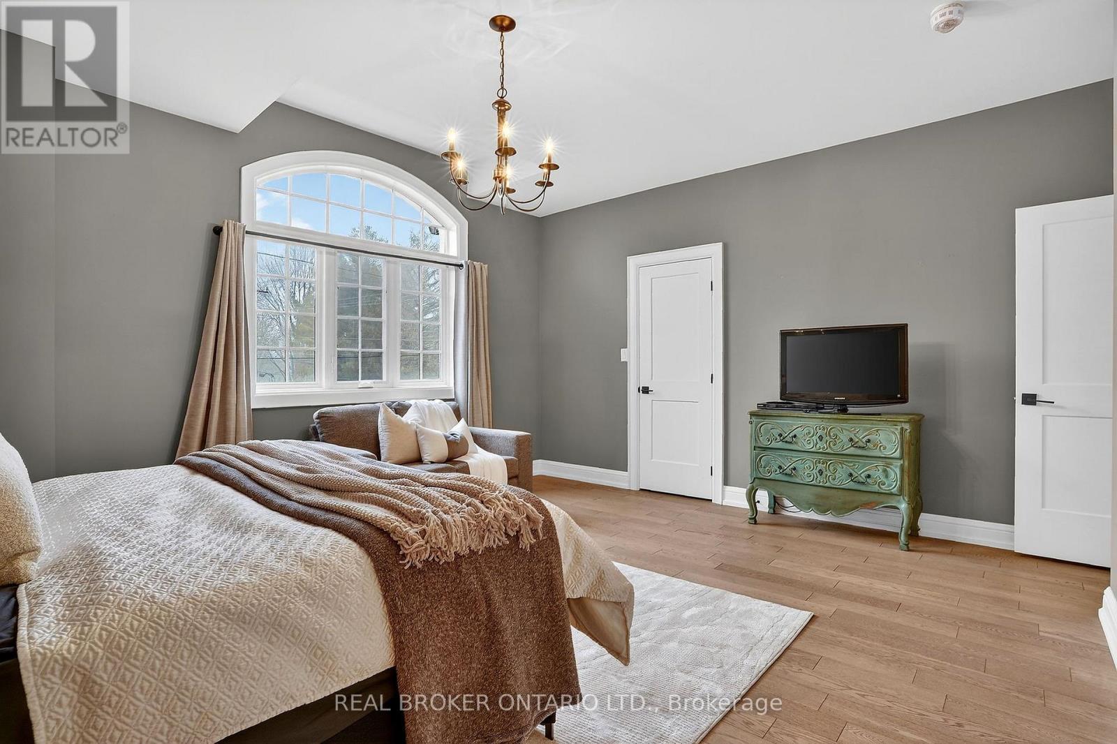 125 Central Drive, Hamilton, Ontario  L9G 2A3 - Photo 32 - X12976626