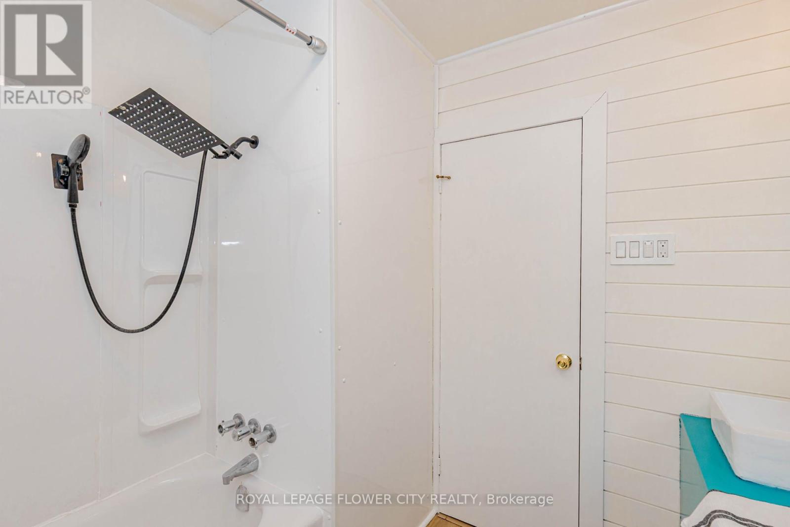 1421 Fanshawe Park Road E, London North, Ontario  N5X 4A3 - Photo 25 - X12976648