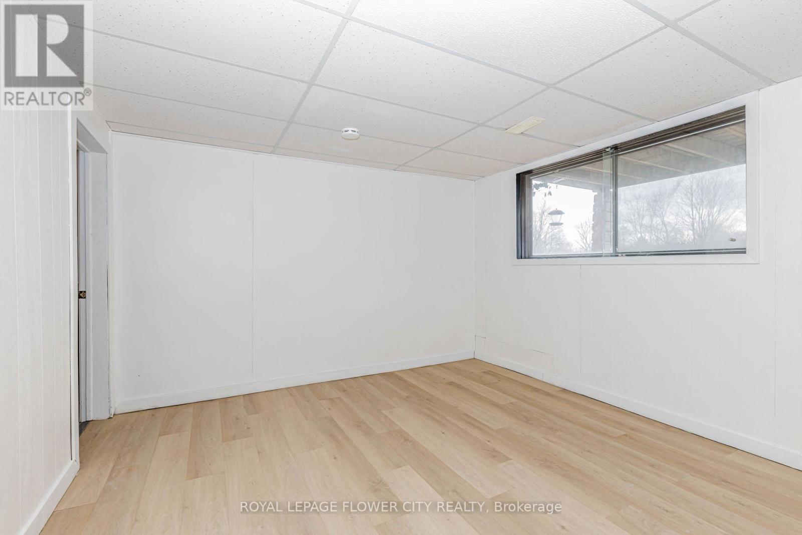 1421 Fanshawe Park Road E, London North, Ontario  N5X 4A3 - Photo 43 - X12976648