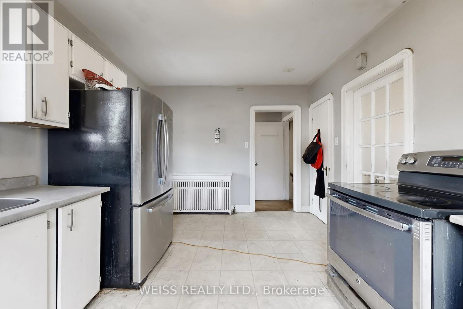 261 Wolsely Street, Peterborough, Ontario  K9H 4Z8 - Photo 9 - X12976754